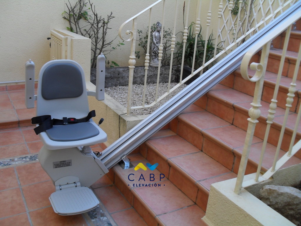 Silla Salvaescaleras Recta Acorn Superglide 120